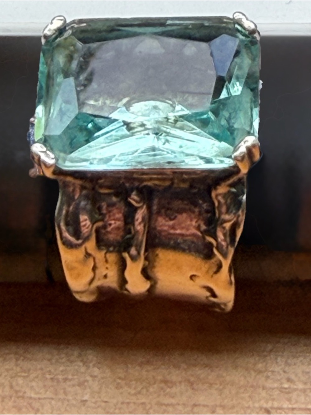 Silpada Sterling Silver Aqua Glass Ring size 6.5
Retired